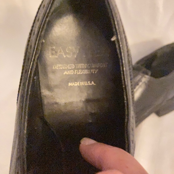 Men's Black Leather Dress Shoes - Picture 7 of 8